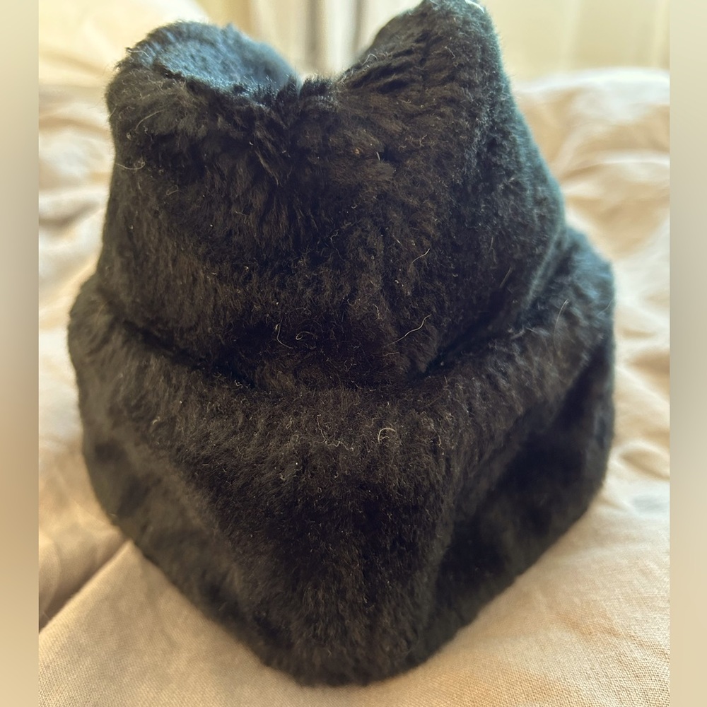 United Hatters Cap Black Faux Fur Hat